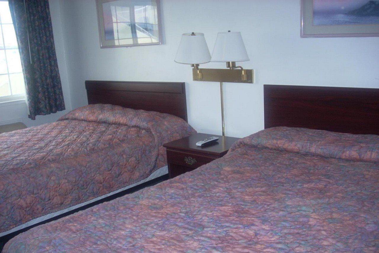 Economy Inn Monterey 滨海城 外观 照片